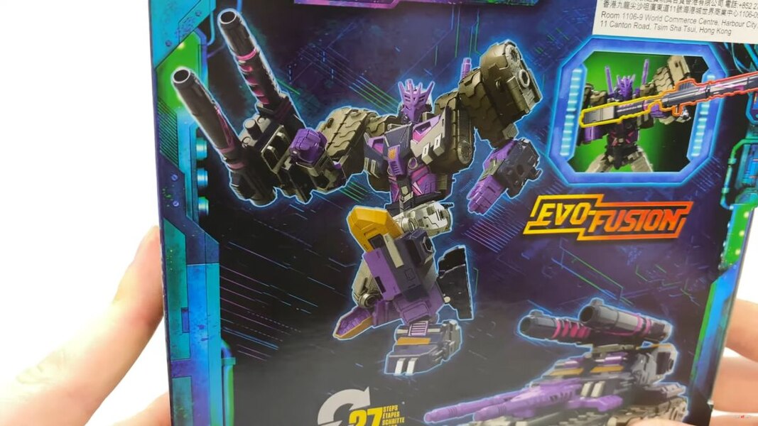 In Hand Image Of Transformers Legacy Evolution Tarn  (18 of 44)